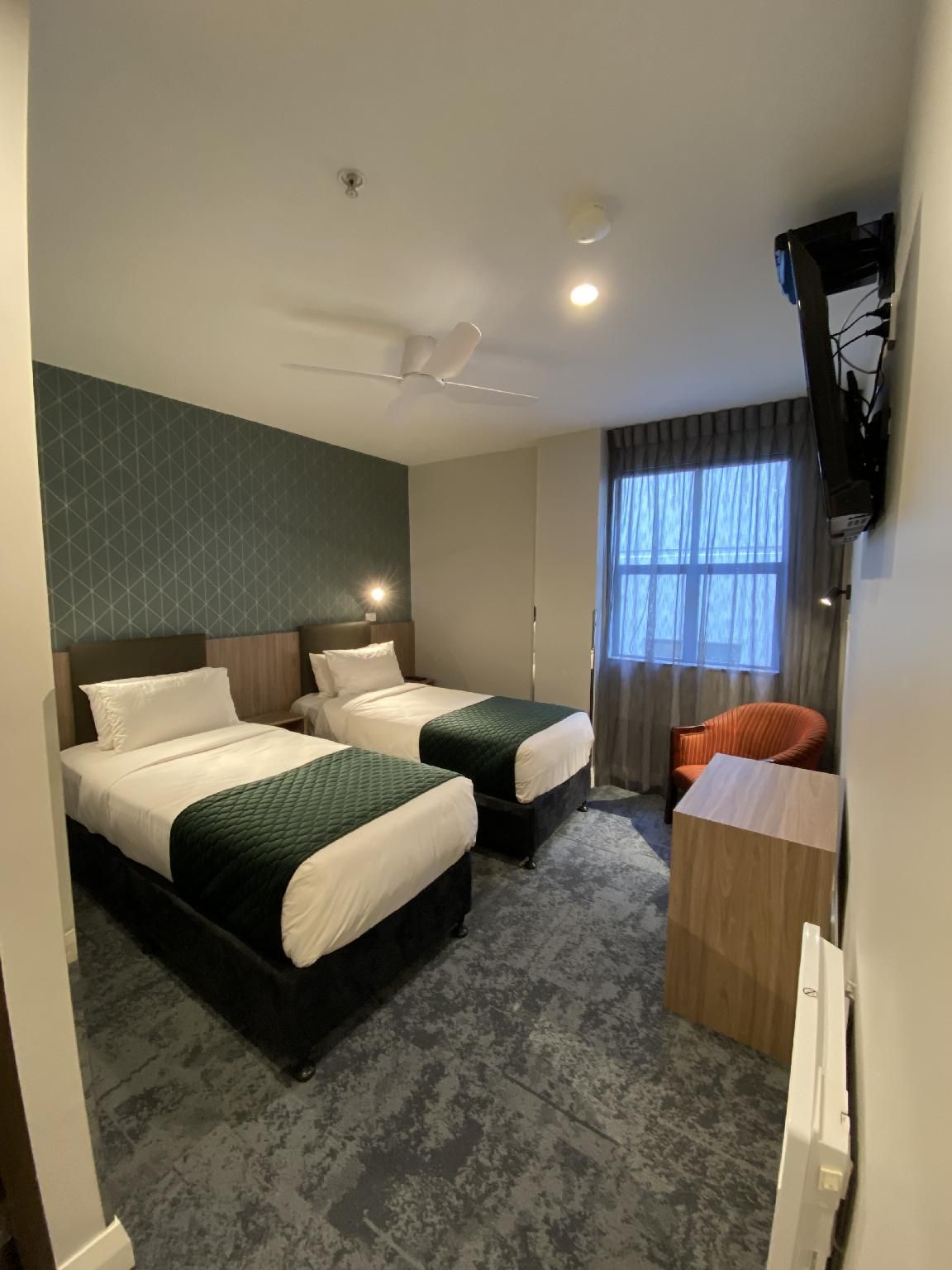 Deluxe Single Room
