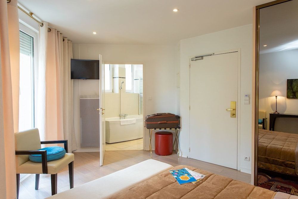 Hôtel Providence Premium Double Room 5