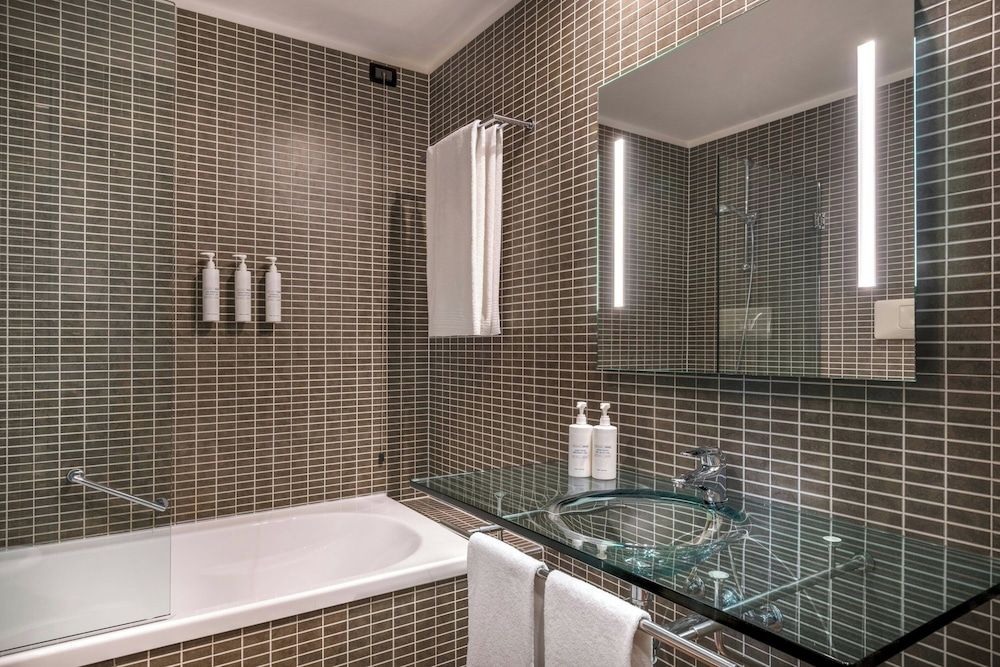 AC Hotel Padova by Marriott Standard Room, 1 King Bed 15