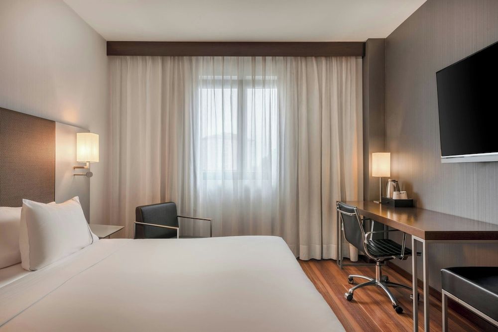 AC Hotel Padova by Marriott Standard Room, 1 King Bed