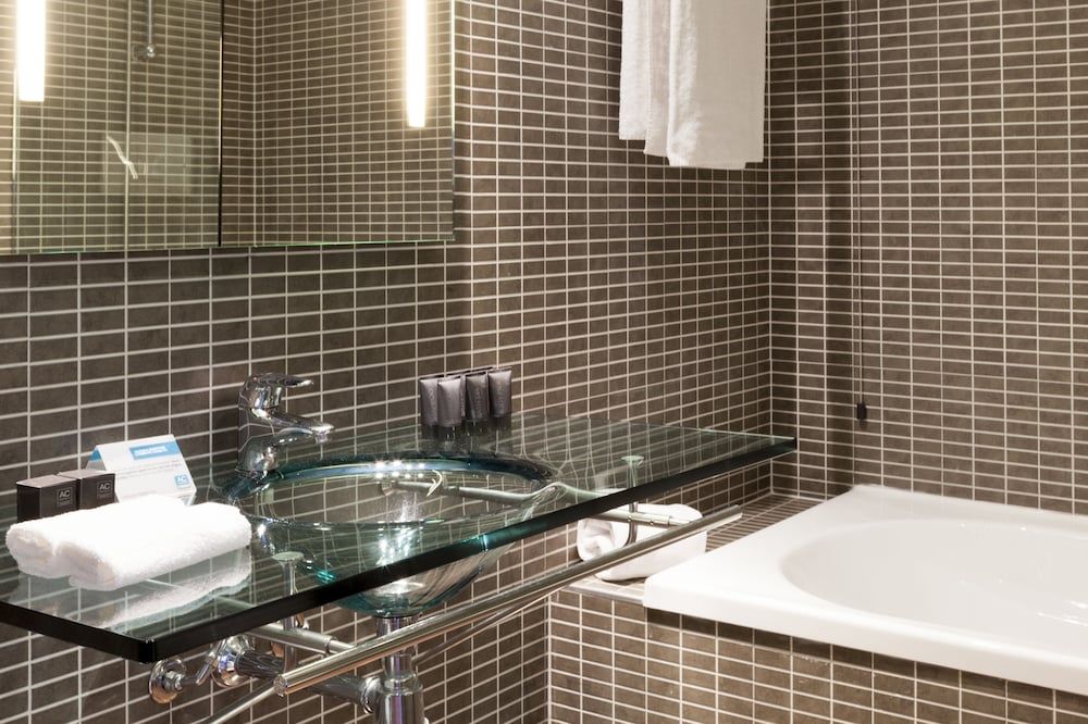 AC Hotel Padova by Marriott Standard Room, 1 King Bed 20