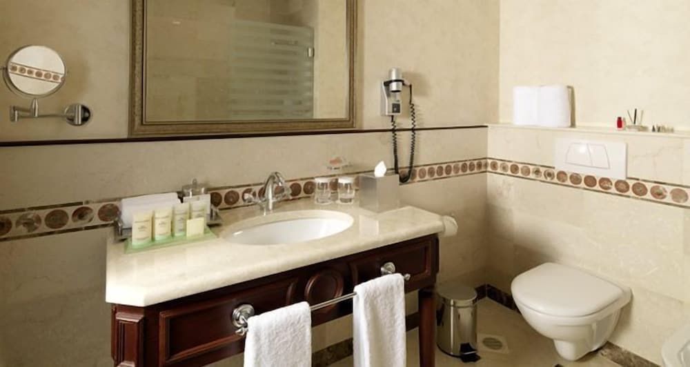 undefined Le Patio Boutique Hotel 7