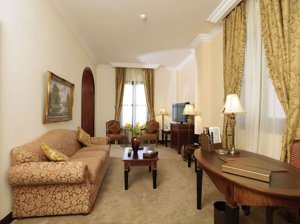 undefined Le Patio Boutique Hotel 3