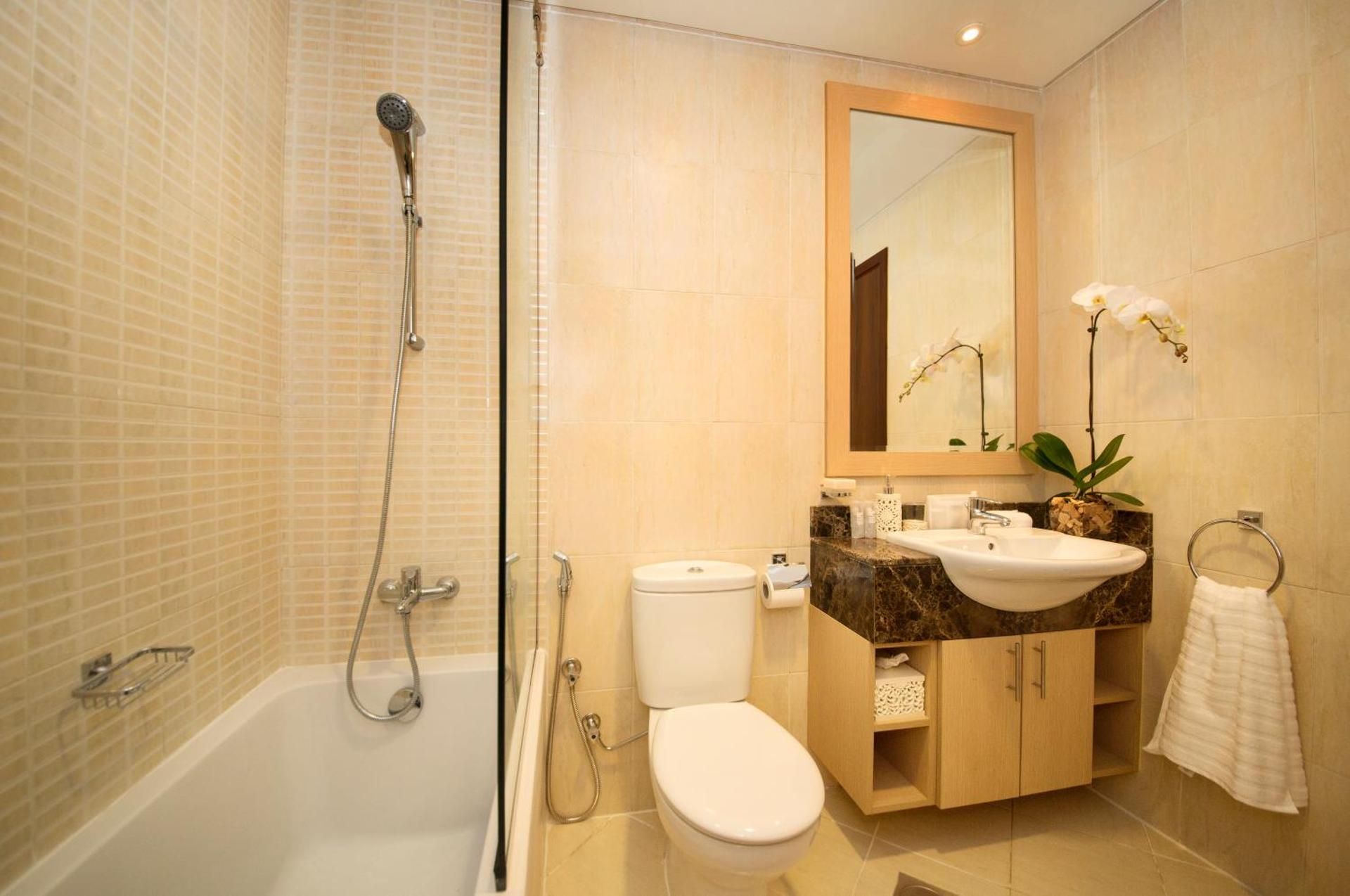 Two-Bedroom Deluxe Apartment with Ocean View