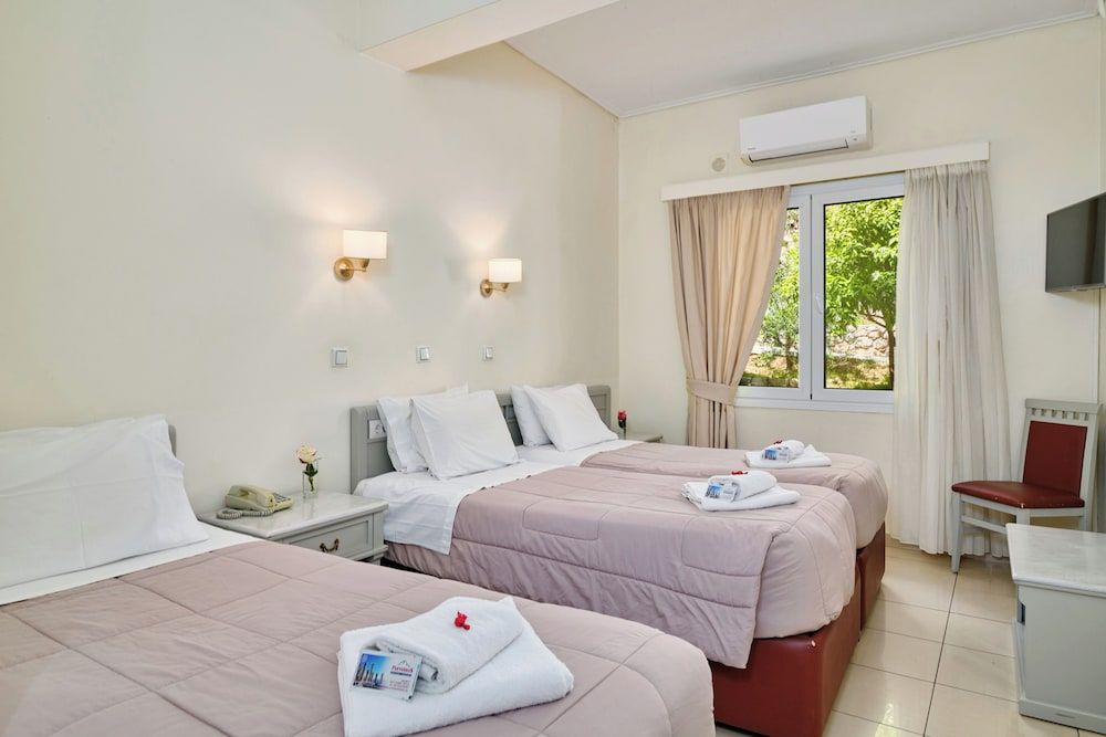 Parnassos Delphi Hotel Economy Triple Room 3