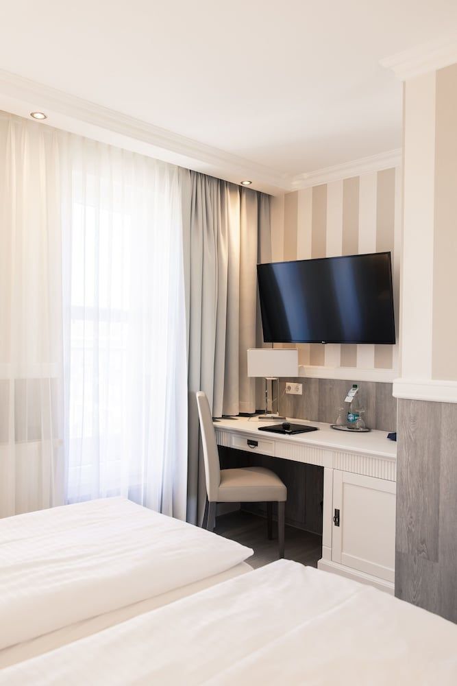 Hotel IV Jahreszeiten Zingst Maisonette 7