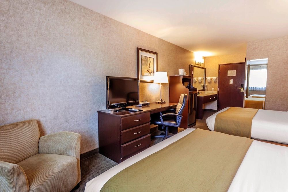 Standard Room, 2 Queen Beds, Non Smoking