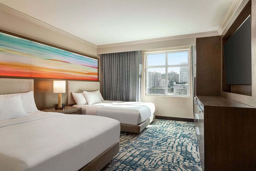 Suite, 2 Queen Beds, Accessible, Bathtub (Corner)