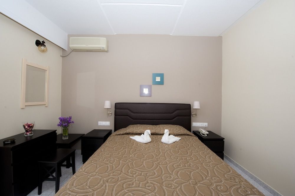 Superior Double Room, City View