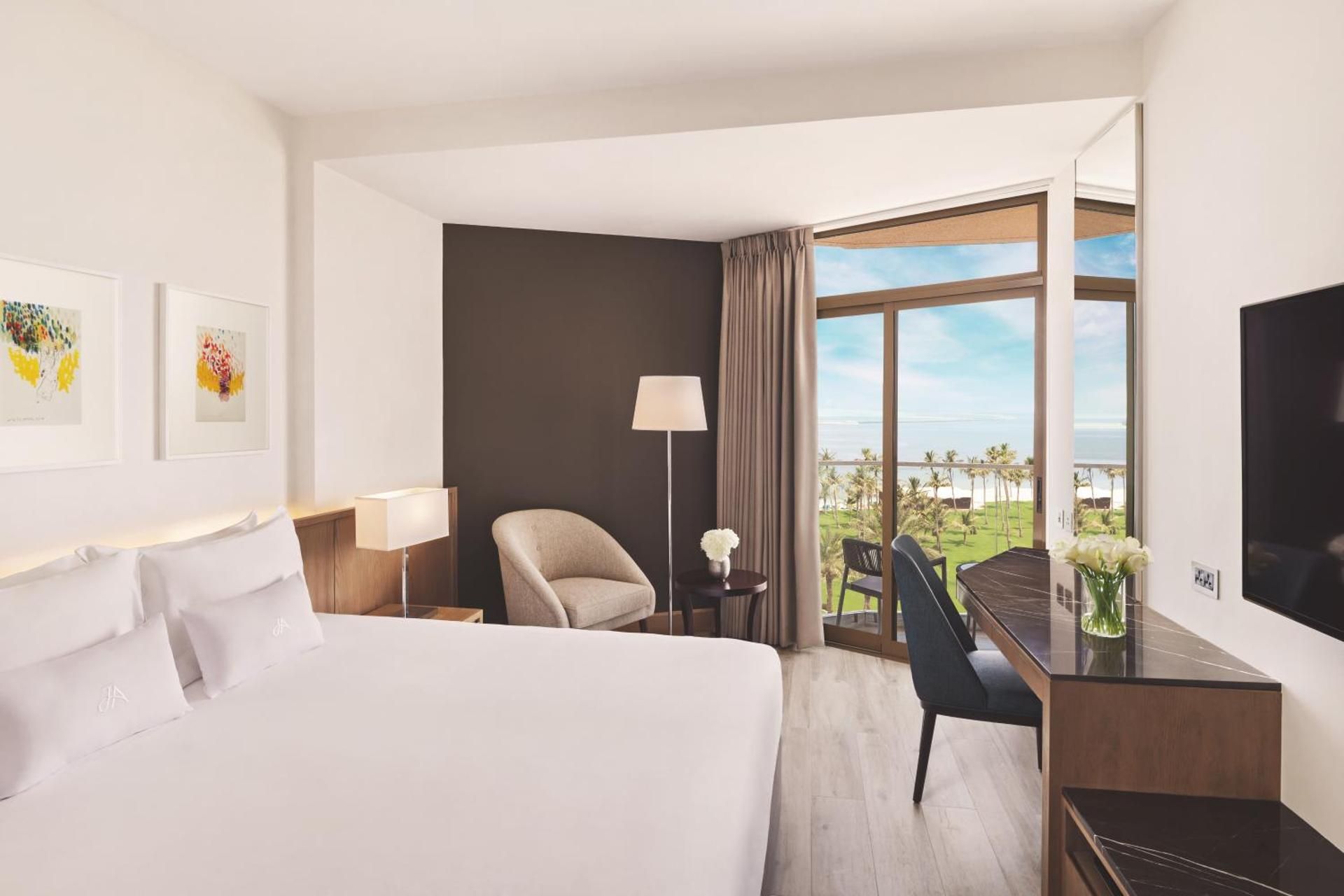 undefined JA Beach Hotel, Dubai 6