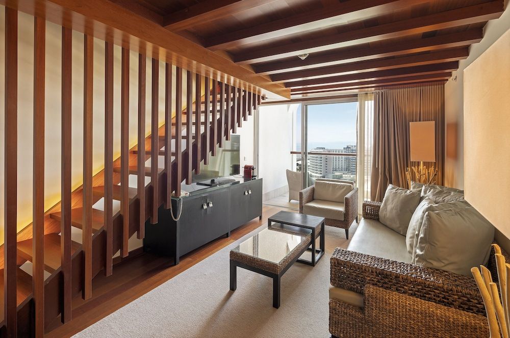 Suite, 1 Bedroom (Quarteira Side Sea View, Top Floor)