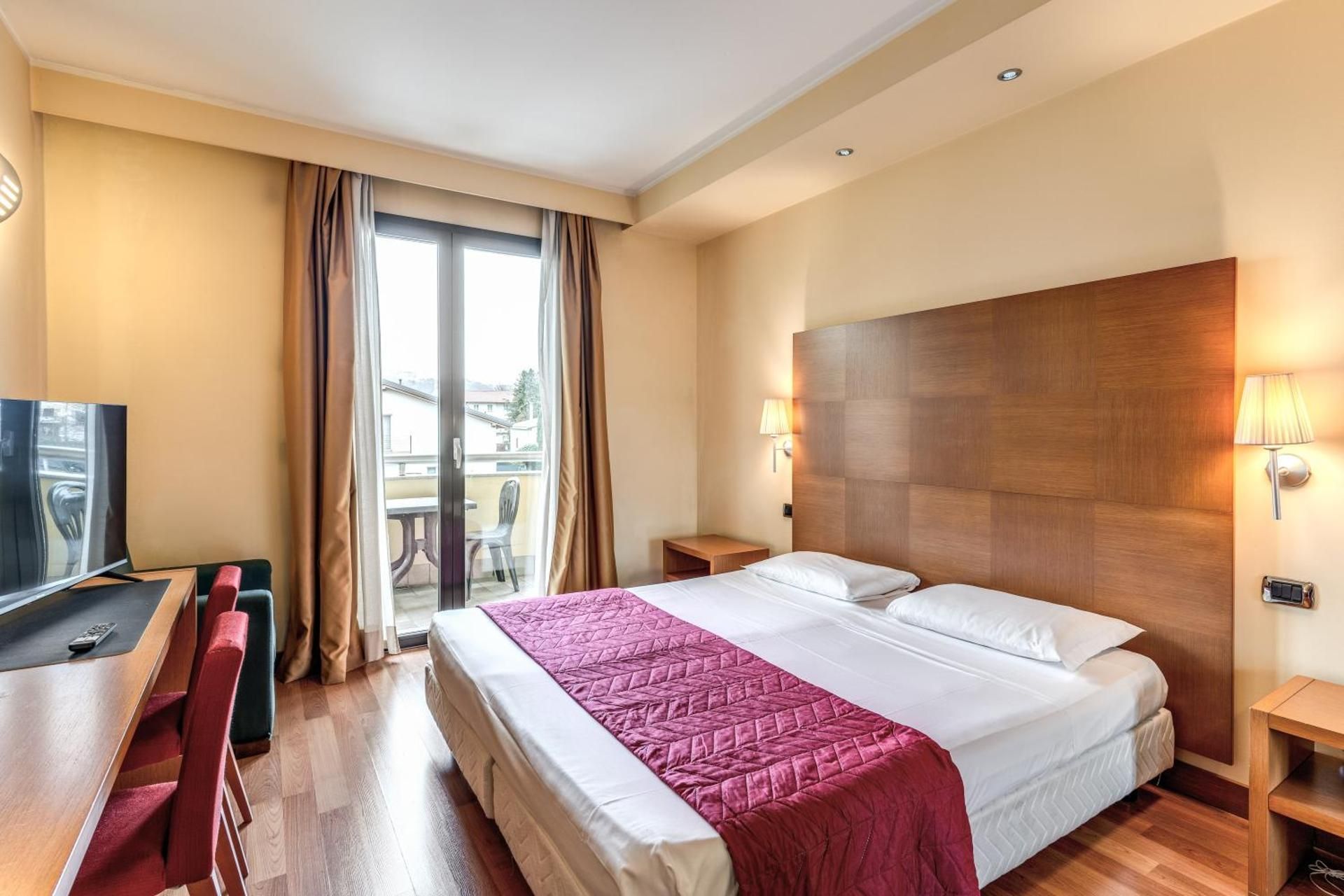 Business Single Room