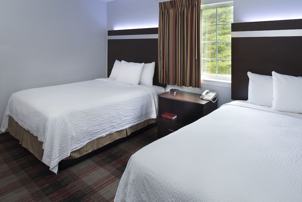 Suite, Multiple Beds