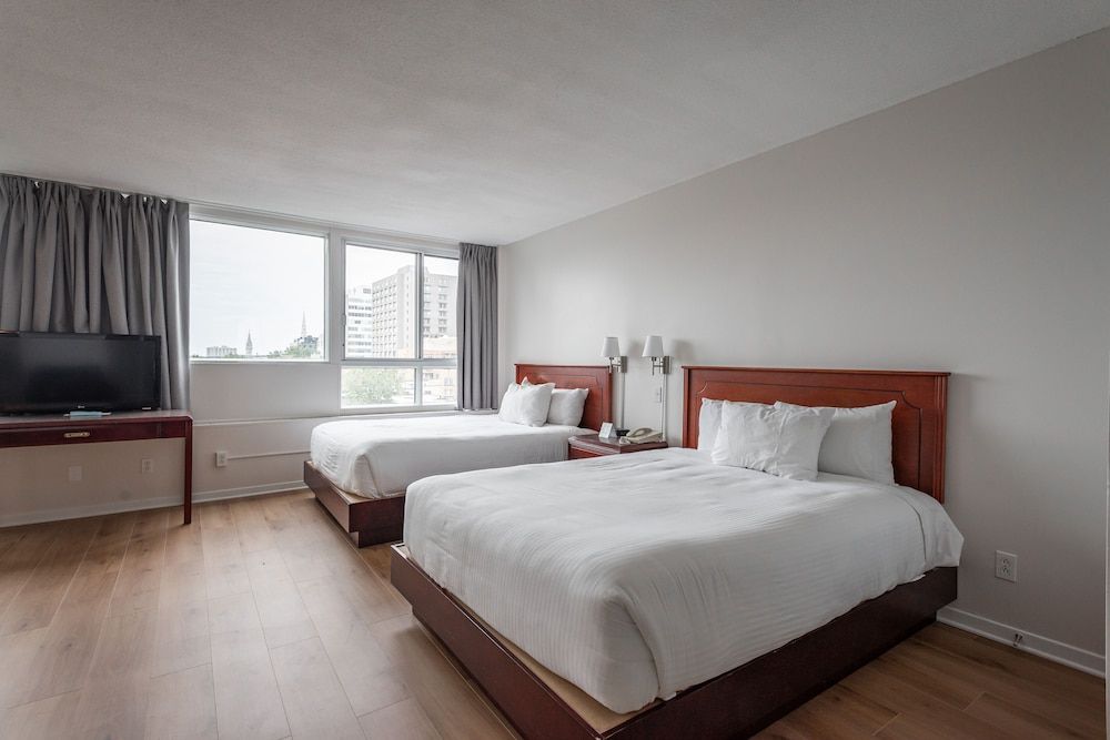 undefined Hotel Les Suites Labelle 7