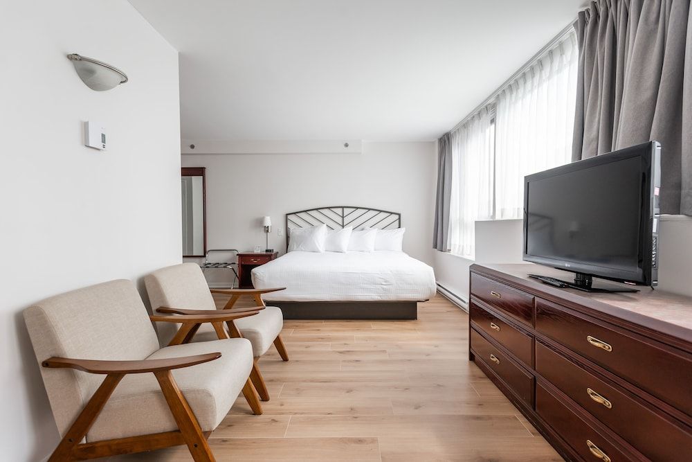 undefined Hotel Les Suites Labelle