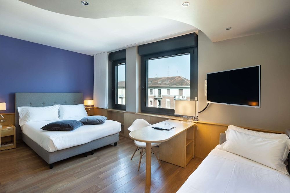 Deluxe Room, Multiple Beds, Non Smoking