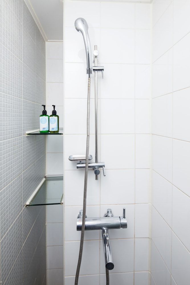 Western Coop Residence Dongdaemun Superior Twin Room 7