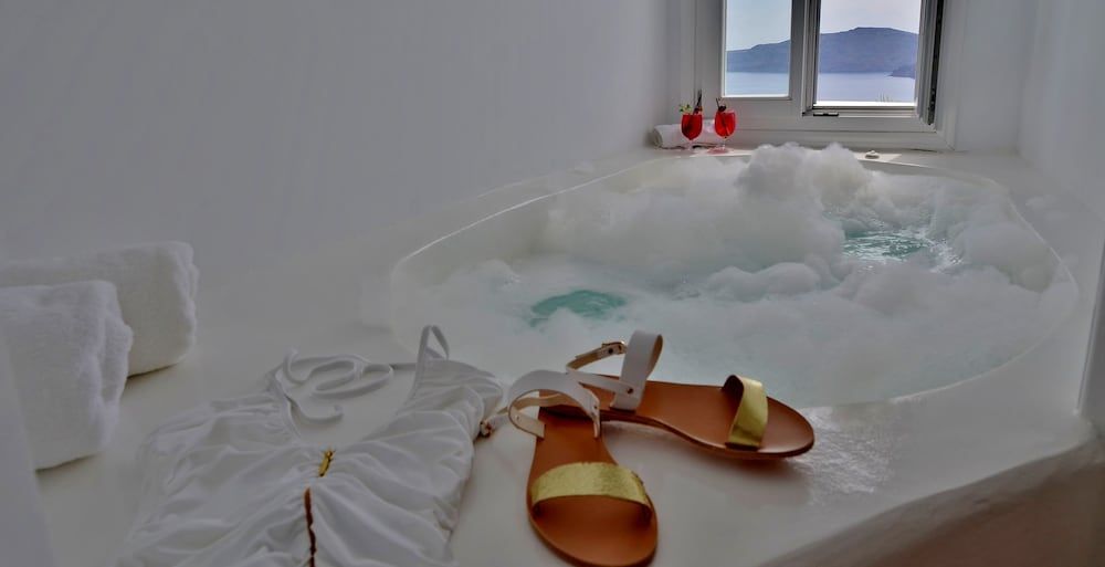 Jetted Tub