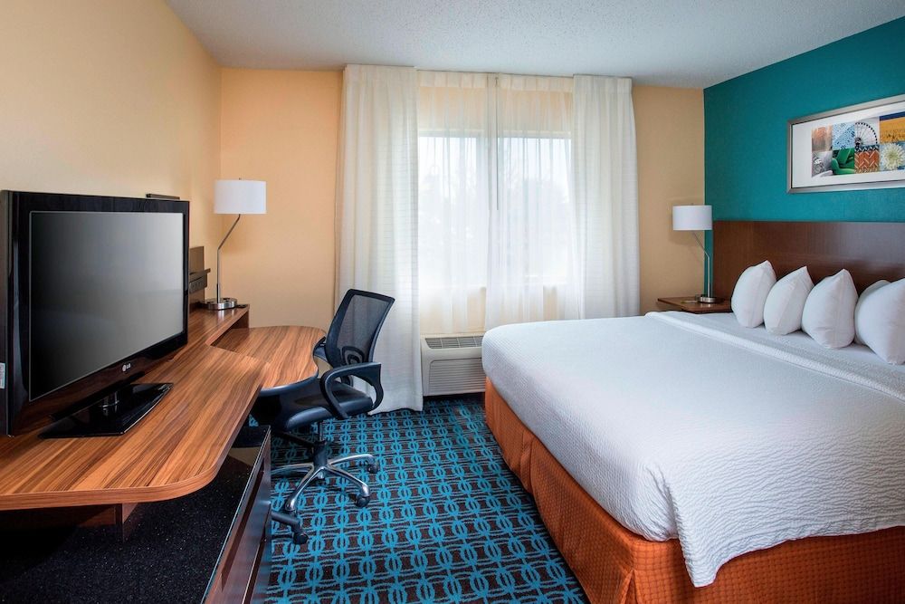 Room, 1 King Bed, Non Smoking