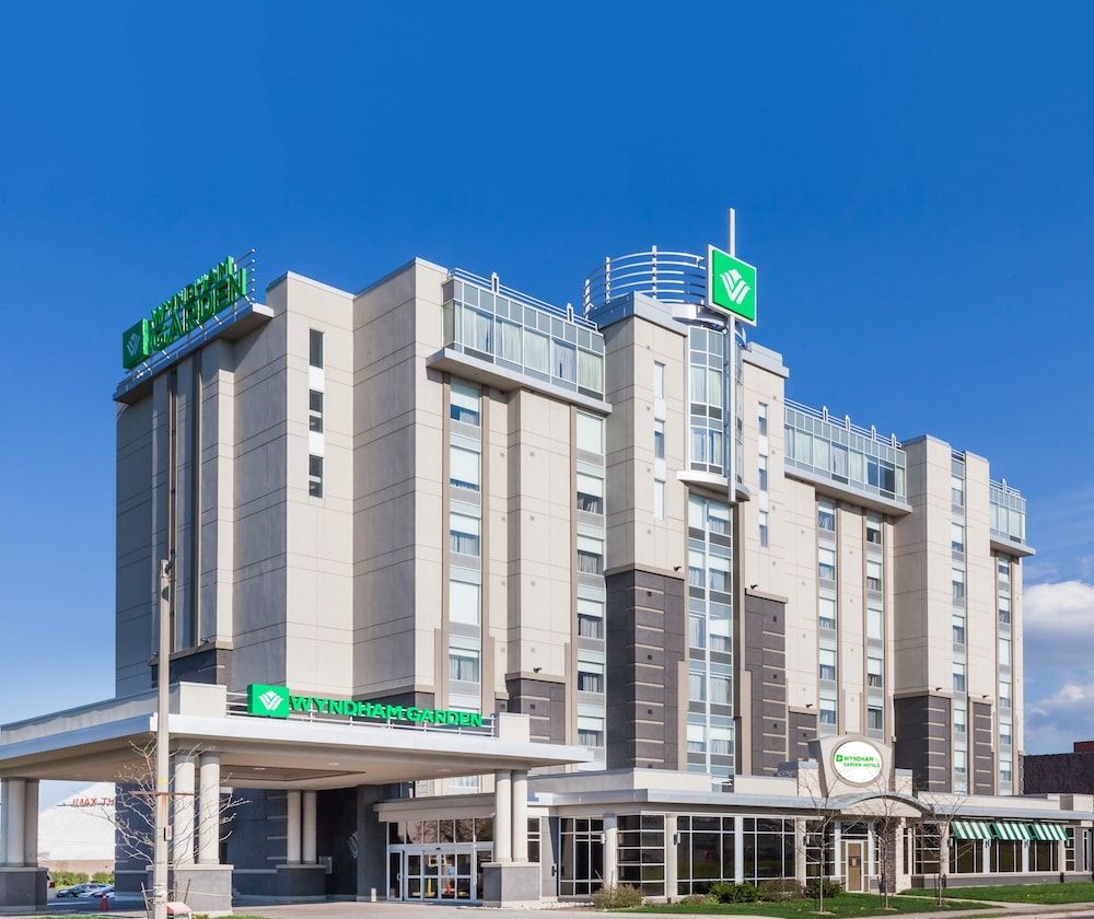 undefined Wyndham Garden Niagara Falls Fallsview 2