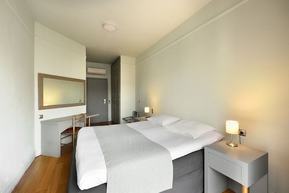 undefined Le Palace Hotel 5