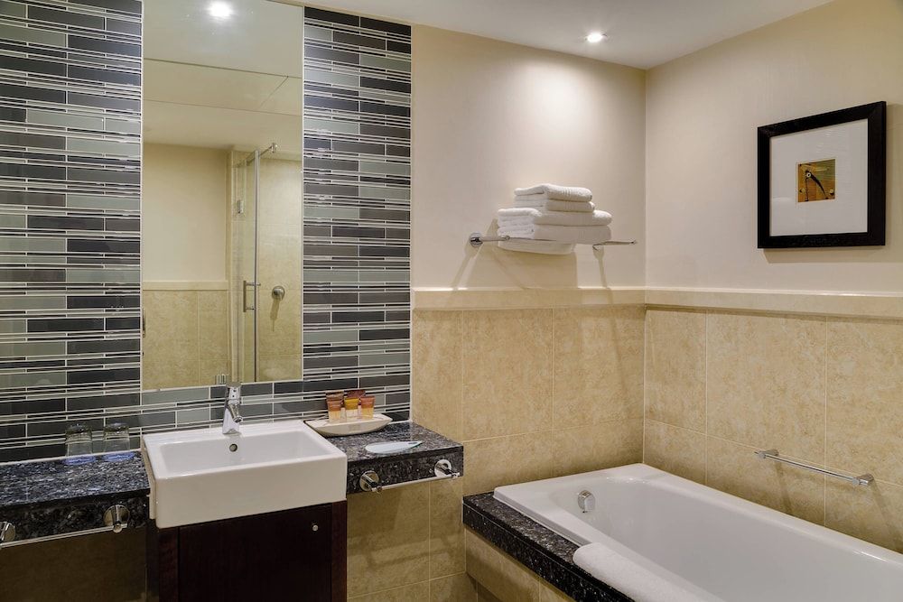 Protea Hotel by Marriott Cape Town North Wharf Apartment, 1 Bedroom 11