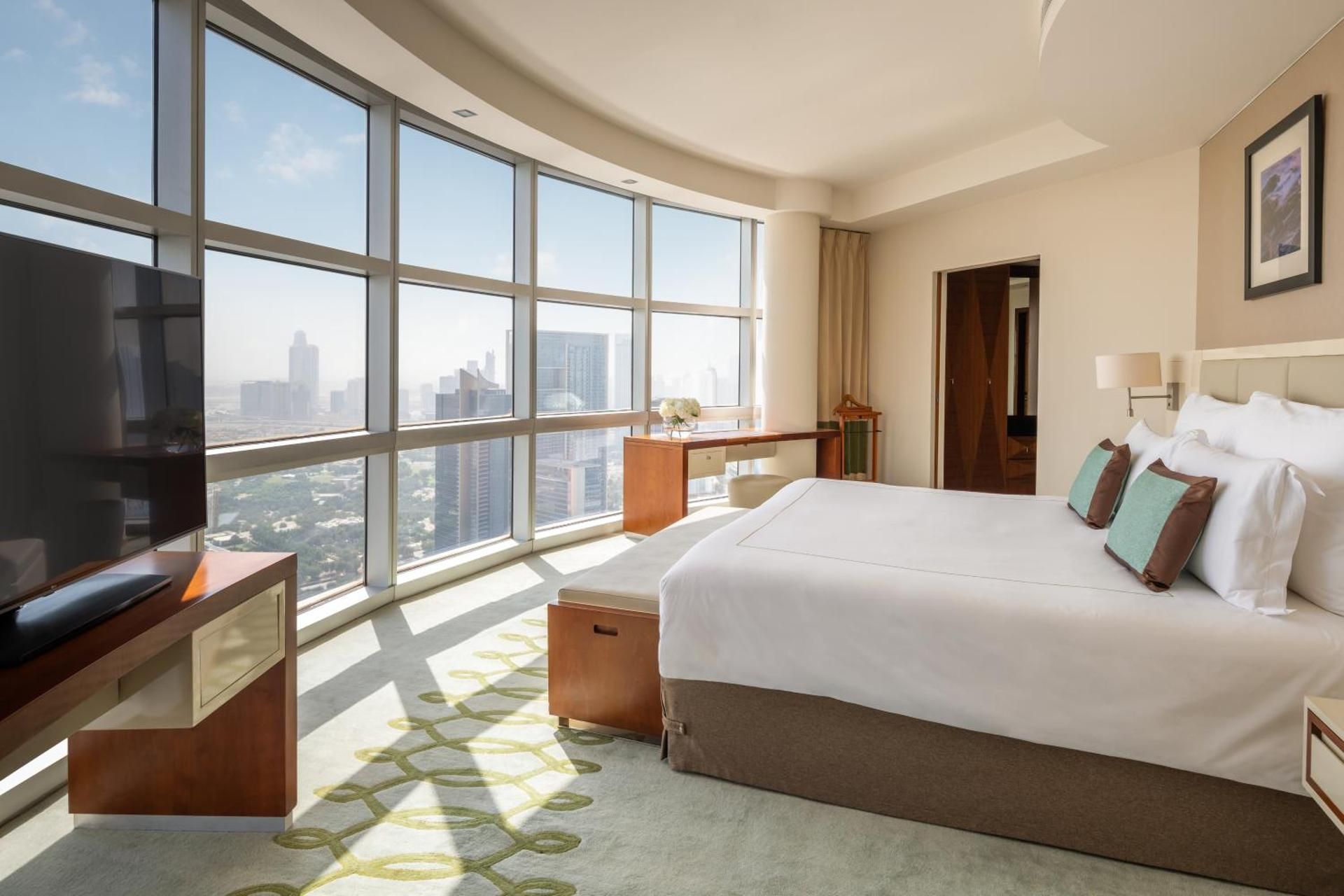 Executive Suite with Skyline Views, Direct Connectivity to Museum of the Future & Club Lounge Access