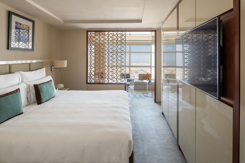 Club Suite (Junior)