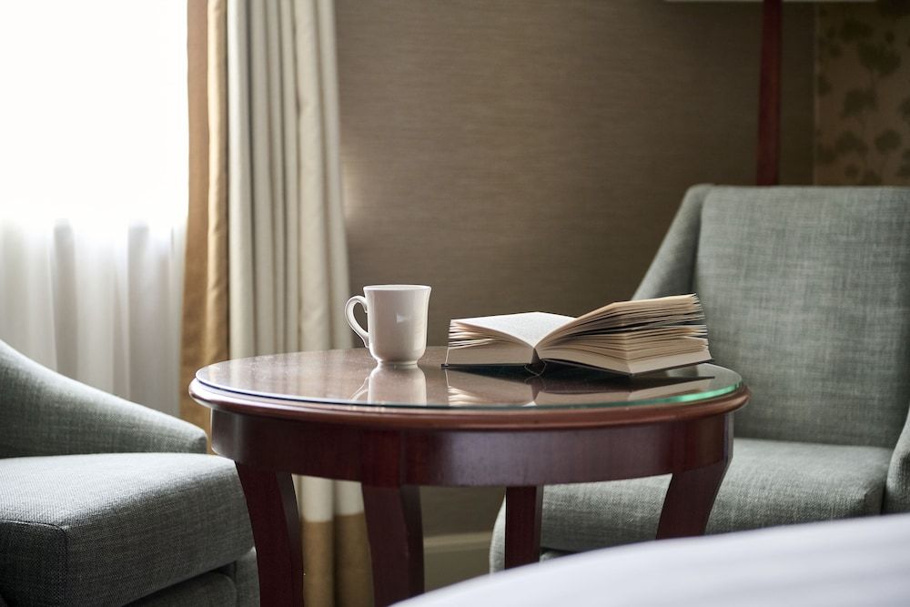 Dalmahoy Hotel & Country Club Classic Twin Room 4