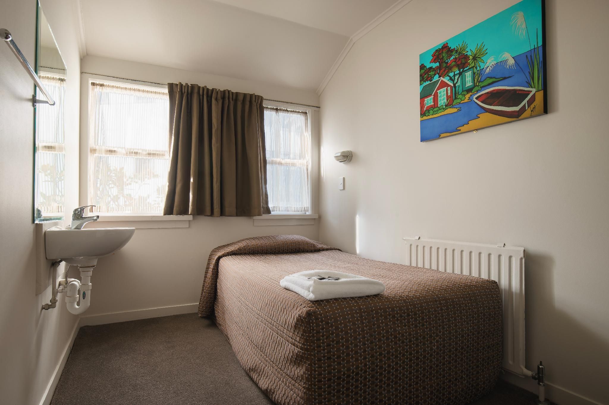 Economy Single Room
