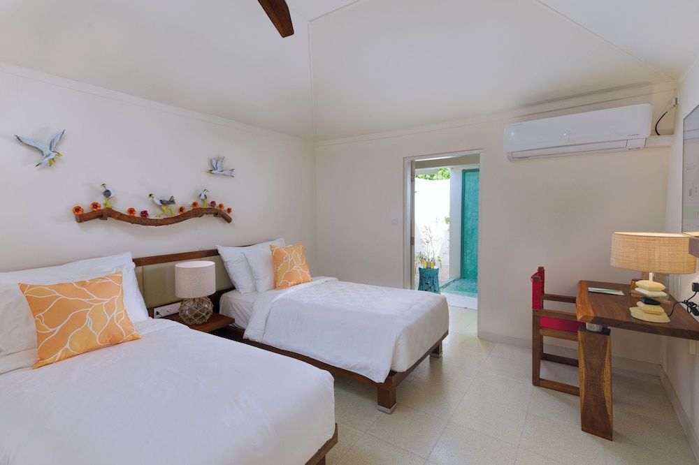 Beach Suite with Pool