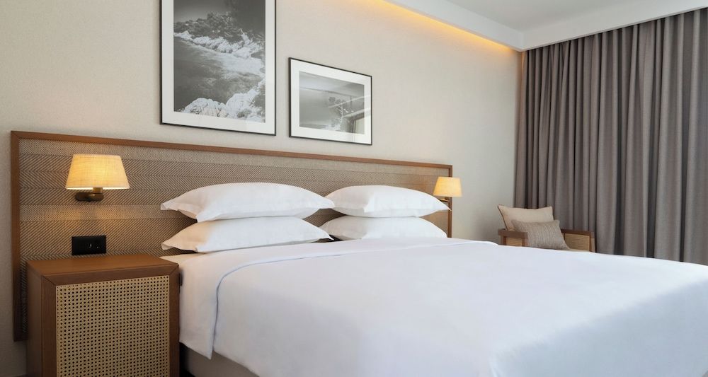Standard Double Room, Pool View, Balcony