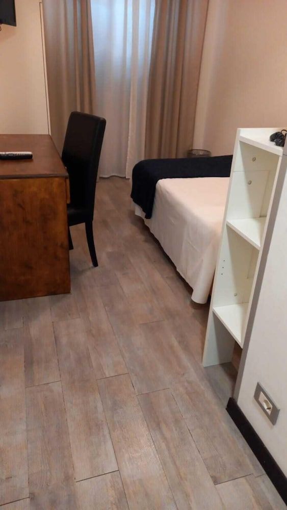 LH Hotel Excel Roma Montemario Economy Double Room 3