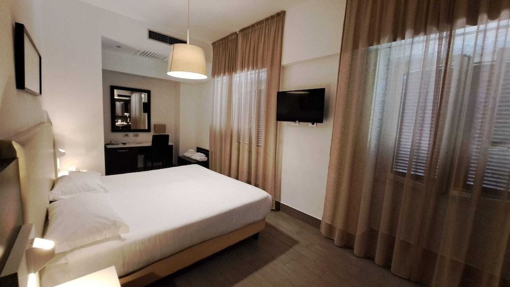 undefined LH Hotel Excel Roma Montemario 3