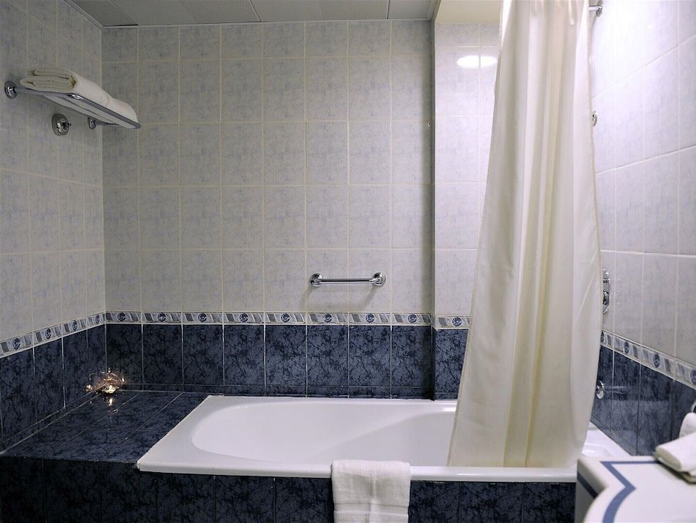 undefined Signature Inn Deira - Free Parking 8