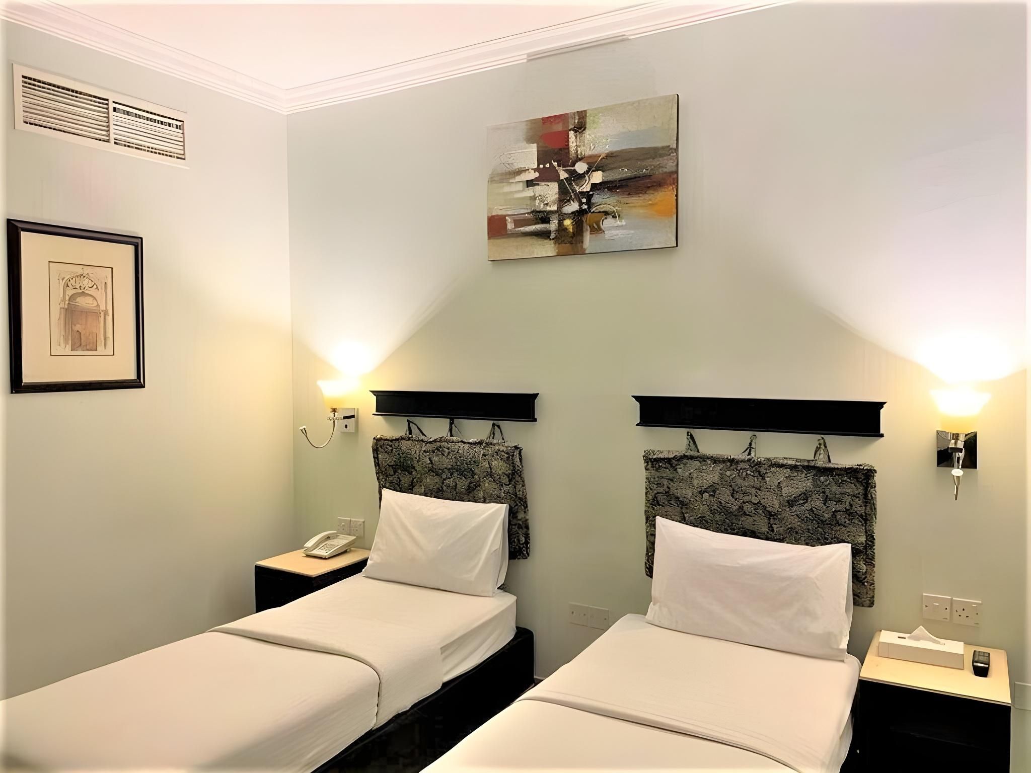 Signature Inn Deira - Free Parking Deluxe Twin Room 2