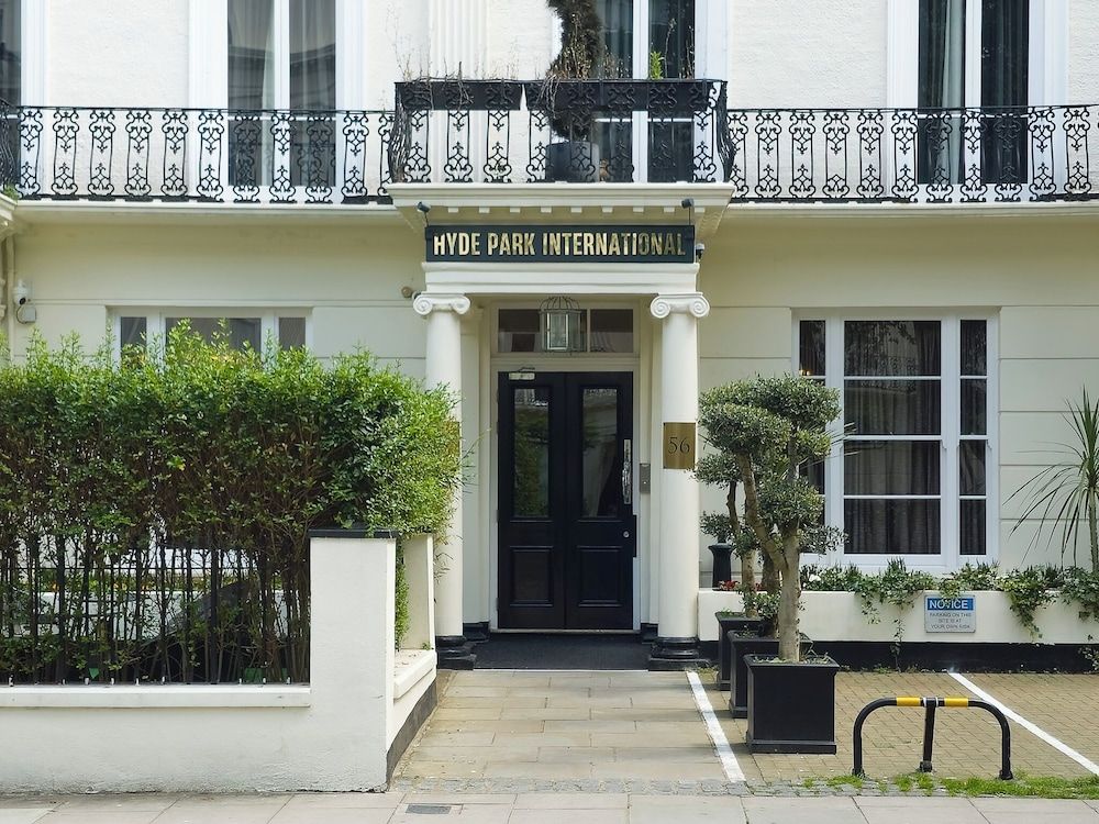 undefined Hyde Park International 2