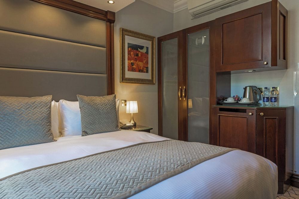 Hyde Park International Club Room, 1 Double Bed 11