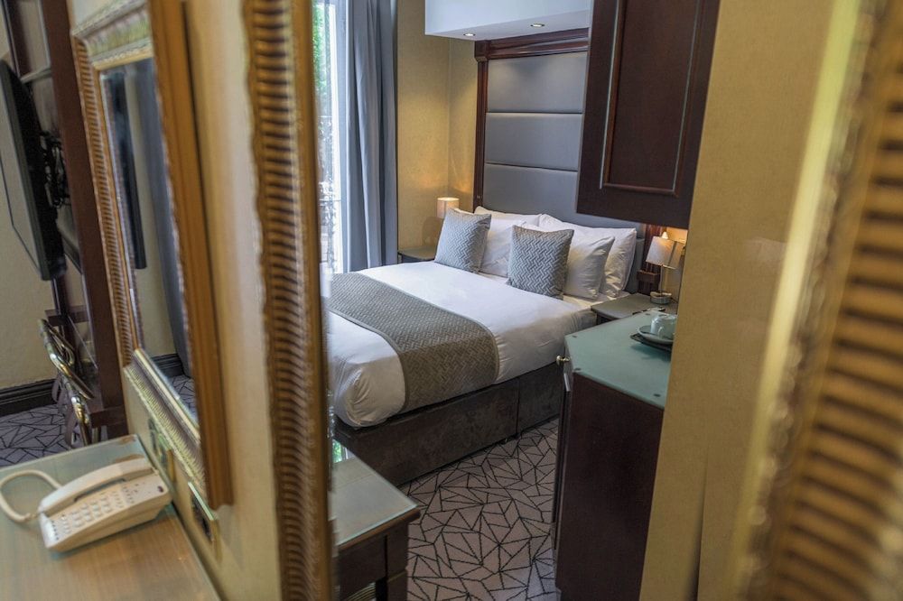 Hyde Park International Club Room, 1 Double Bed 24