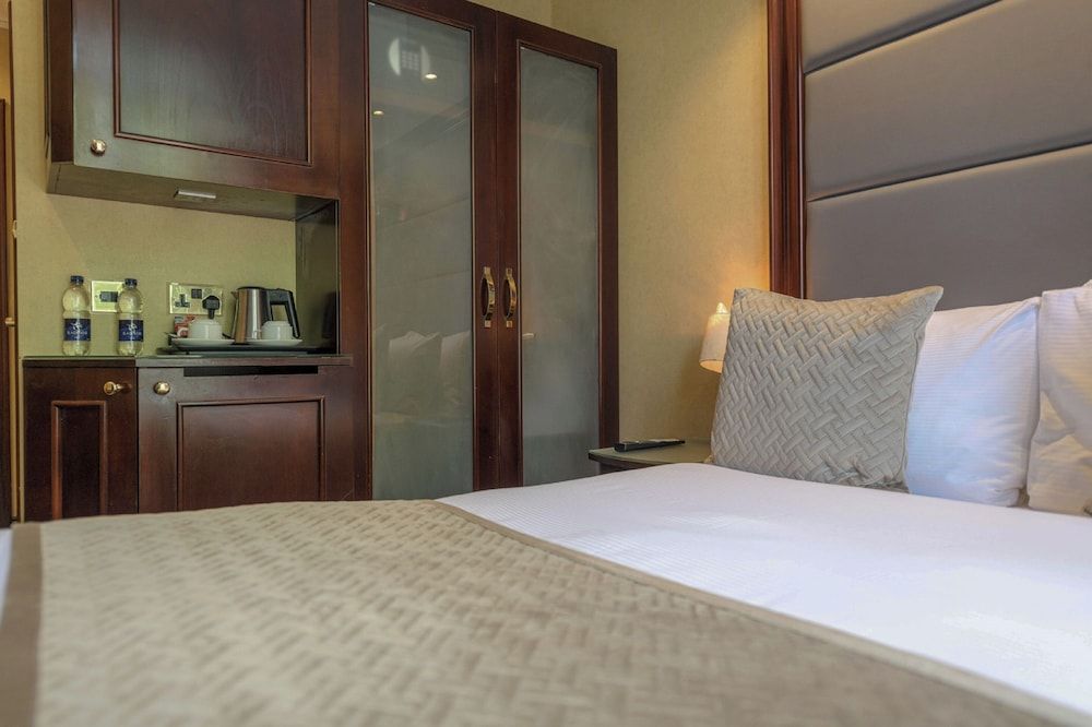 Hyde Park International Club Room, 1 Double Bed 14