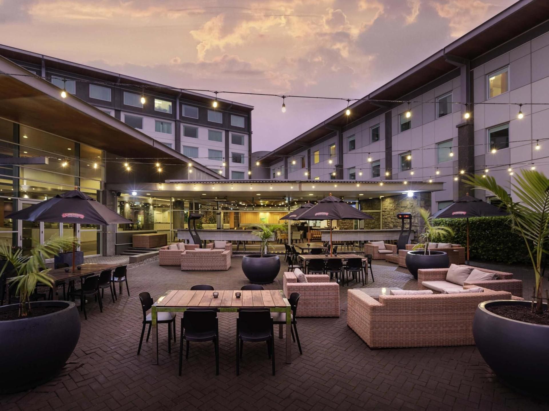 undefined Novotel Ellerslie 8