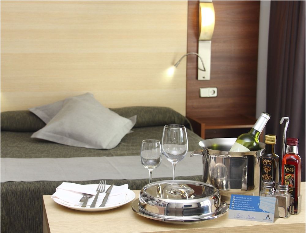Premium Quadruple Room, Pool View (2+2)