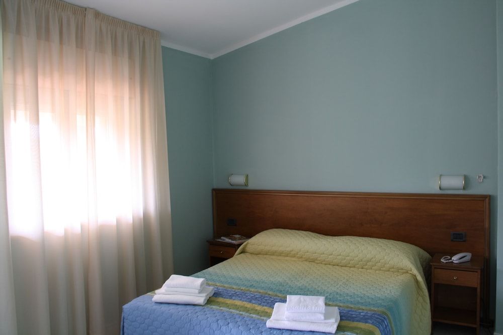 Pausania Inn Standard Double Room 4