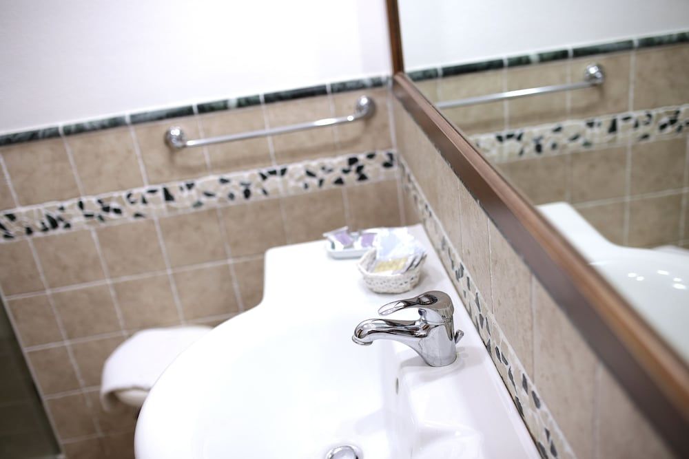 Pausania Inn Superior Double Room 9