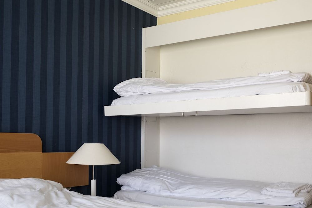 Hotel Marina Family Room 3