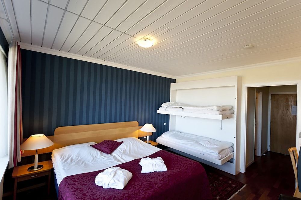 Hotel Marina Family Room 4