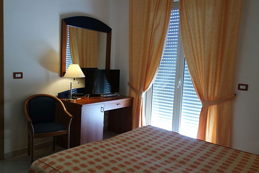 Hotel Sait Standard Double or Twin Room, Accessible, Private Bathroom 5