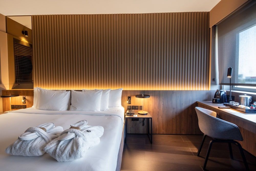 Barcelona Airport Hotel Elite Room