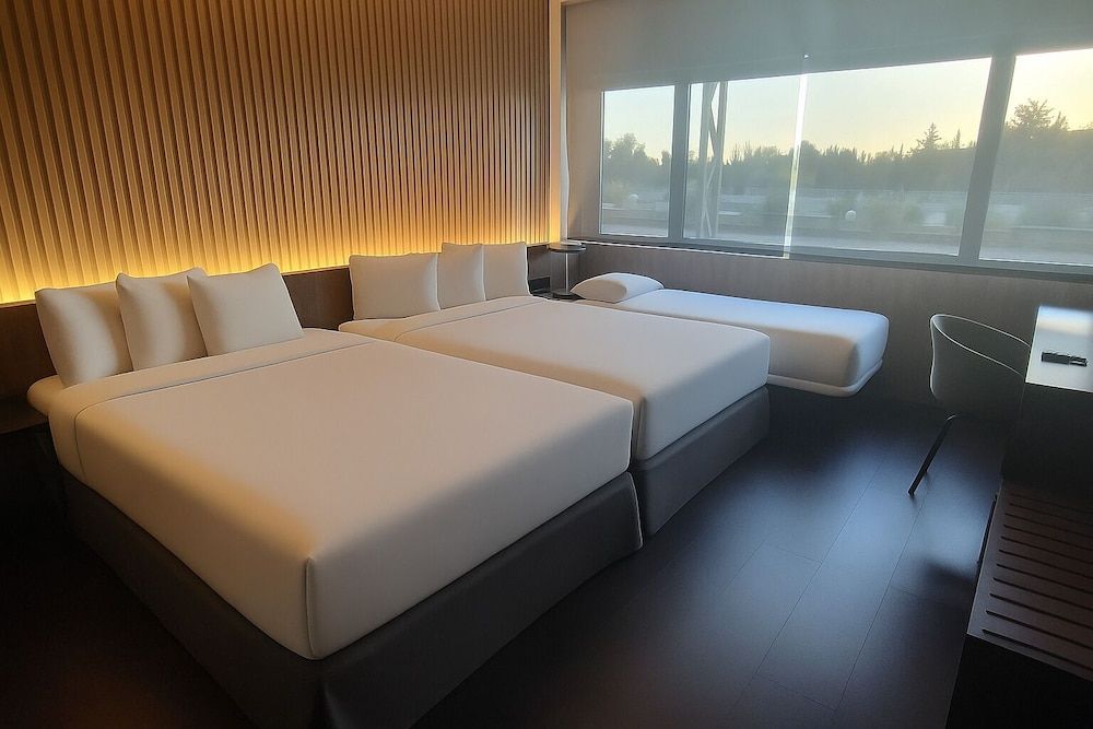 Barcelona Airport Hotel Deluxe Triple Room