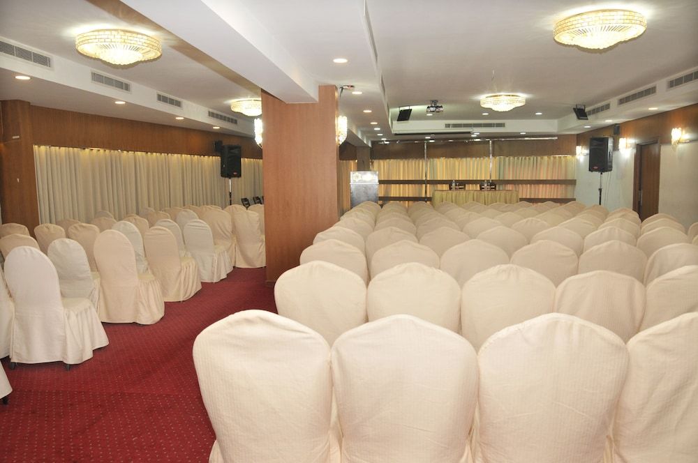 undefined HOTEL Di-PALACE فندق القصور الرقمية 4